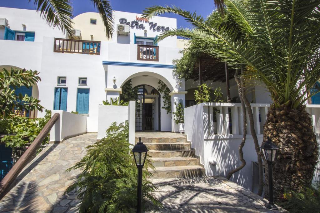 Hotel Petra Nera Perissa  Exterior foto